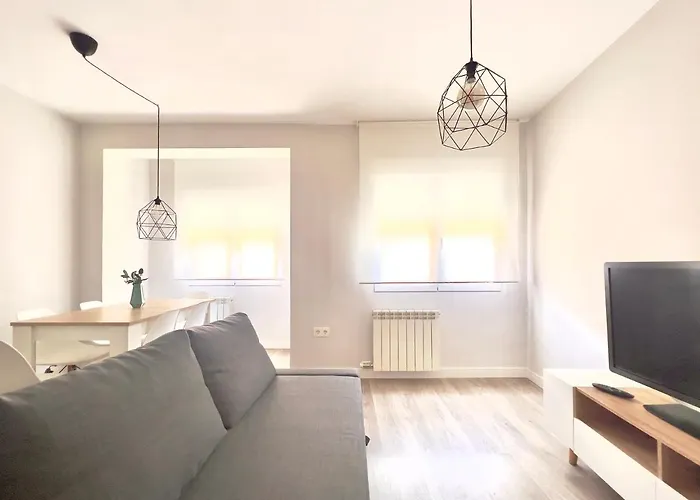 Housingleon Velarde